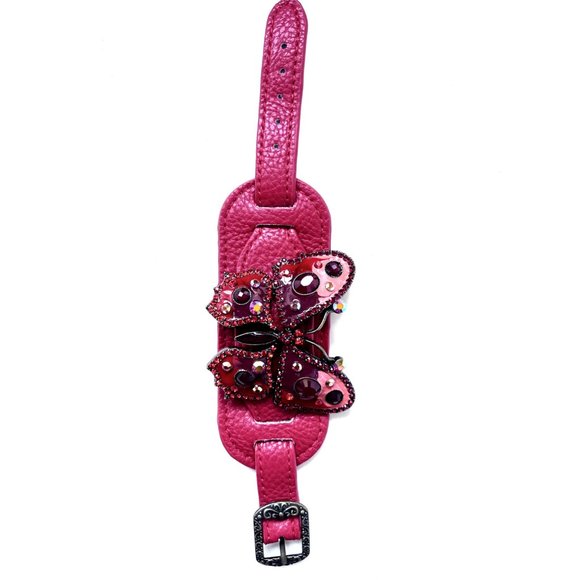 RED Butterfly SHAPED/DESIGN Vegan Leather Bracelet - Picture 3 of 4